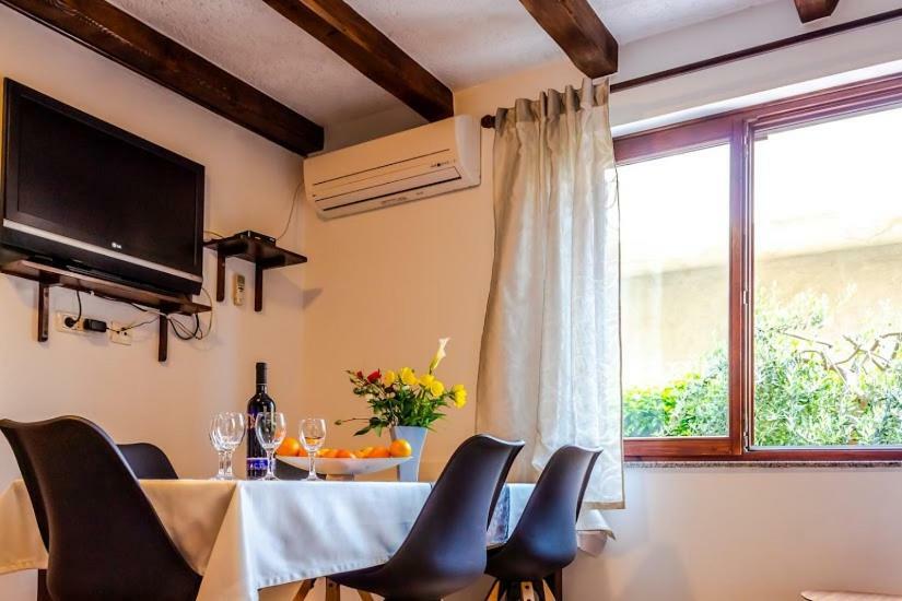 Apartment Katia Пула Екстериор снимка